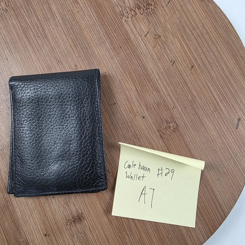 Cole Haan Wallet Mens One Size Black Leather Bifold Card Case Logo Minimalist